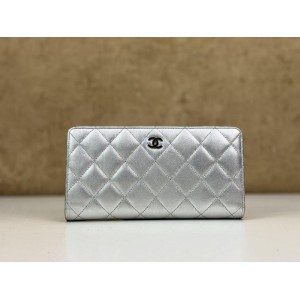 CHANEL A31509 YEN BI-FOLD WALLET